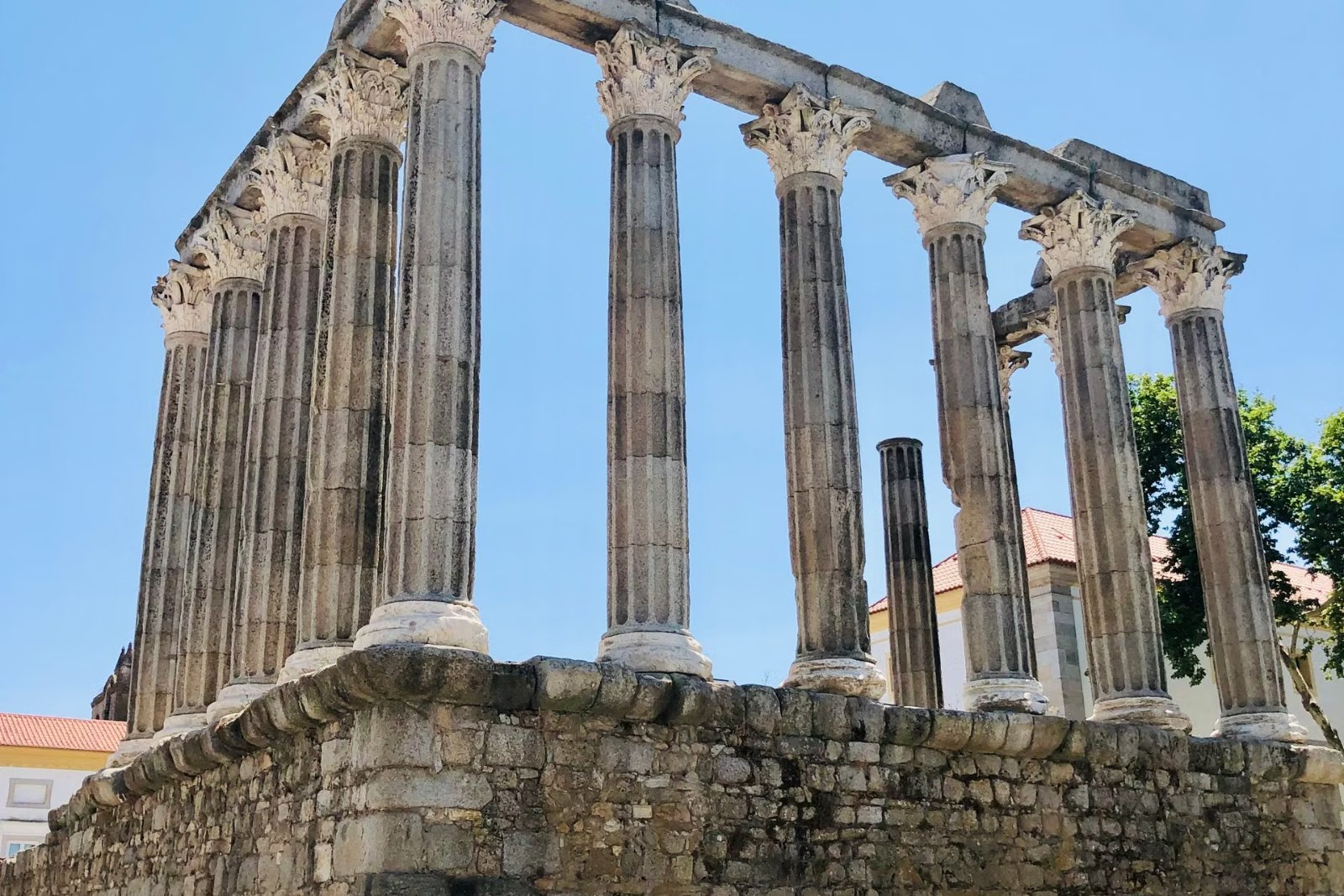 Roman Temple of Évora on a private day trip from Lisbon