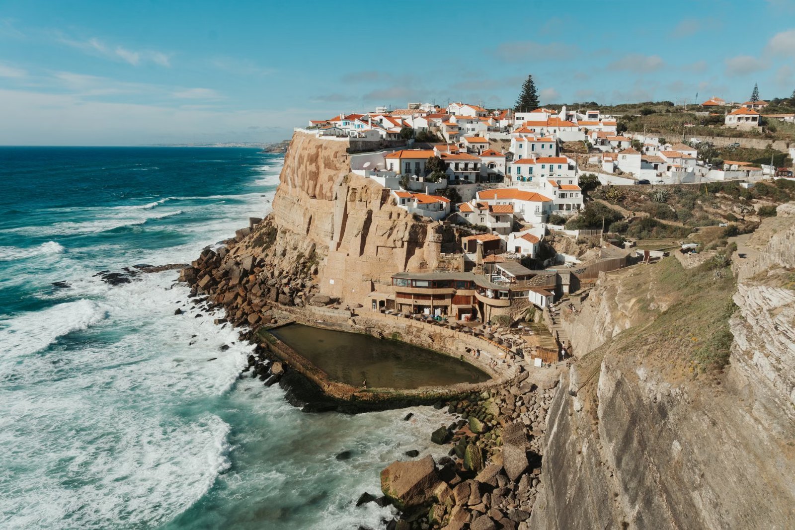 Azenhas do Mar village on the cliffs above the Atlantic, Sintra coast near Lisbon